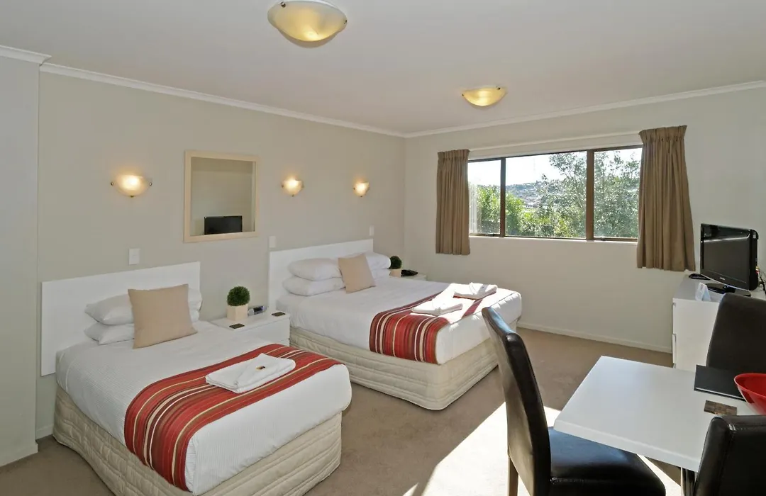 Airport Harbour Motel-1