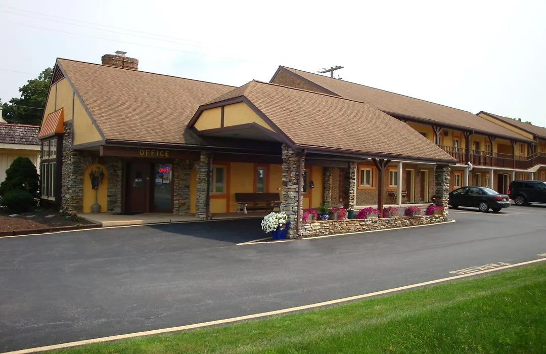 Soudersburg Inn & Suites Lancaster-1