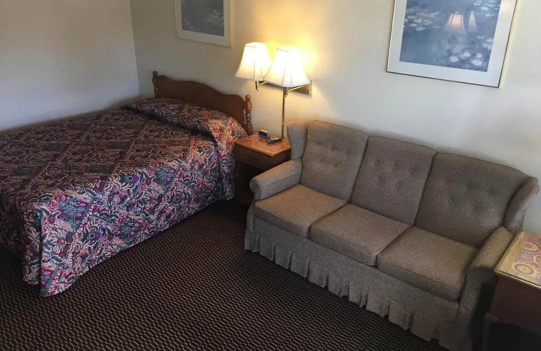 Catamount Motel-1