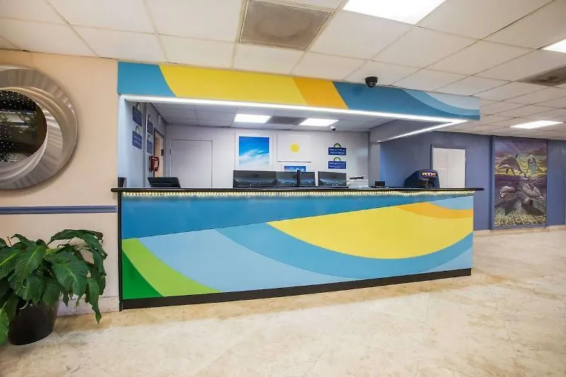 Economy Inn-1