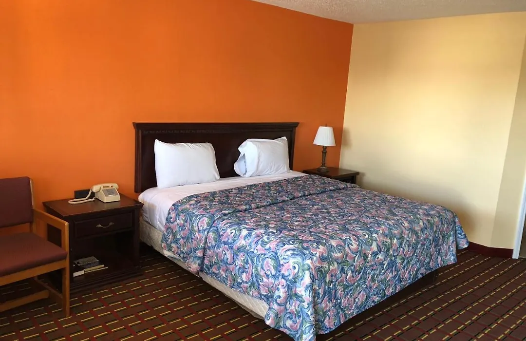 Dogwood Park Inn-1