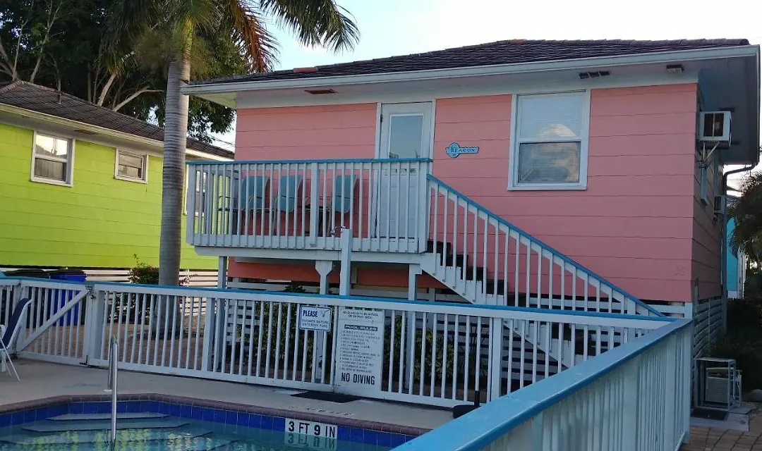 The Holiday Court Villas And Suites-1