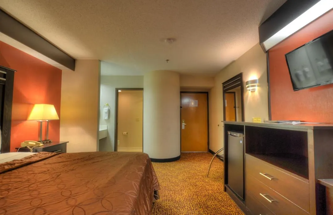 Smoky Mountain Inn & Suites-1