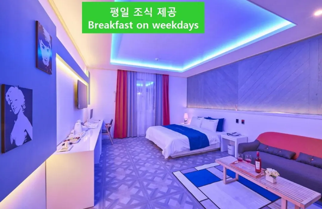 Top Hotel-1