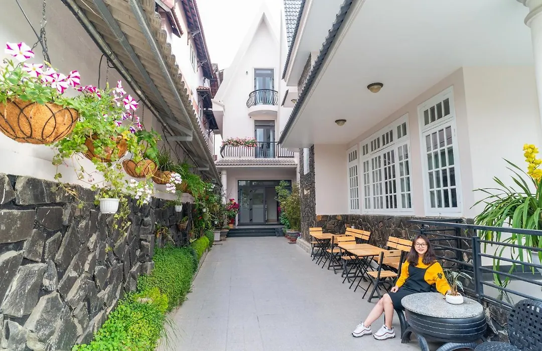 Villa Dang Nguyen-1