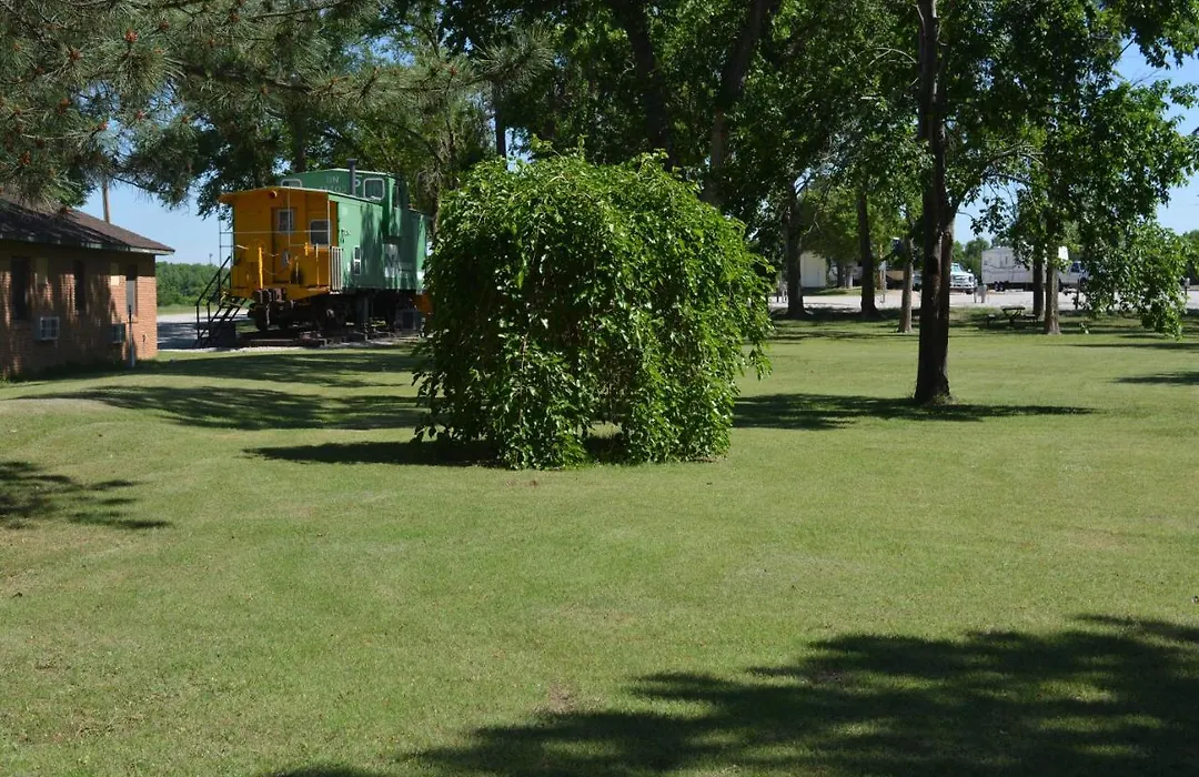 The Evergreen Motel In Kansas-1