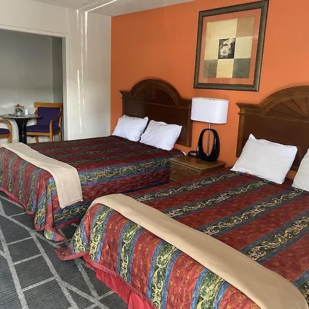 Motel 8 Plus-2