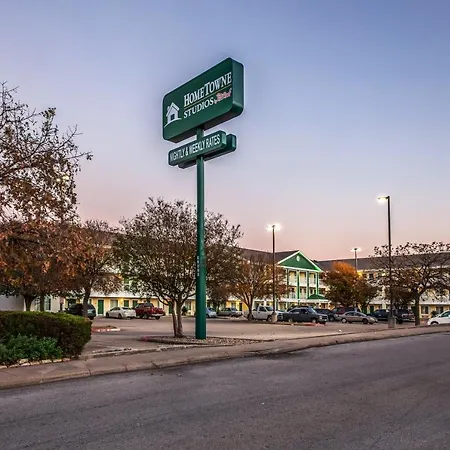 Hometowne Studios By Red Roof Austin-2