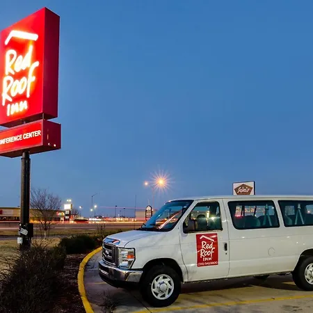 Golden Hotel Wichita Airport-3