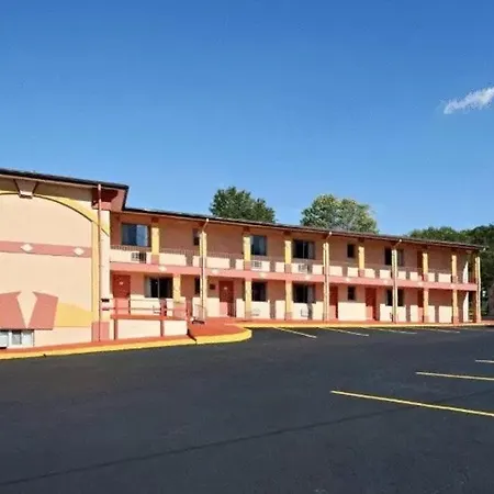 The Regal Inn & Suites-3