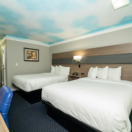 Hollywood Palms Inns & Suites-3