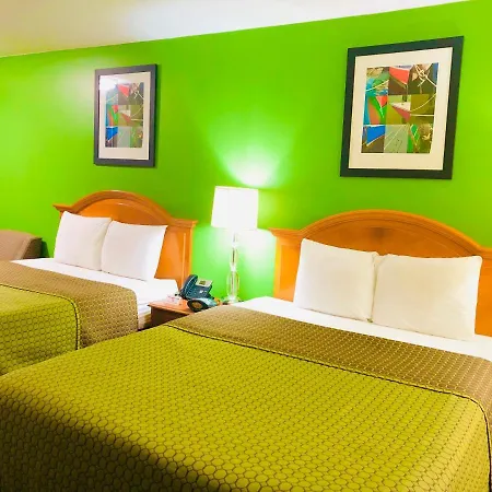 Classic Suites - Cleveland-2