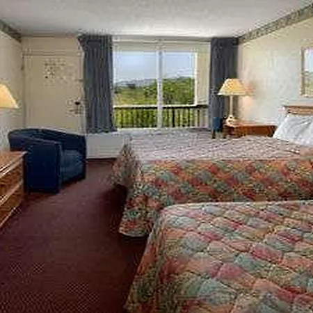 Days Inn Newport-3