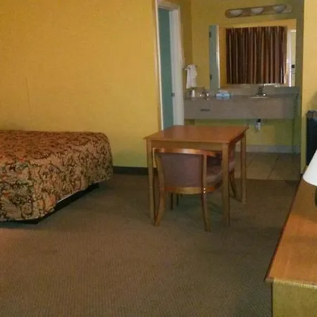 Americas Best Value Inn-Nacogdoches-3
