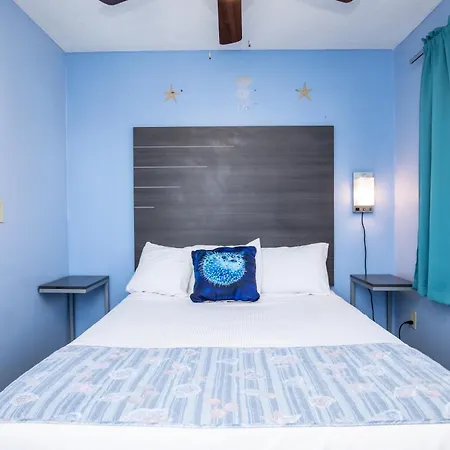 Aqua Breeze Inn-2