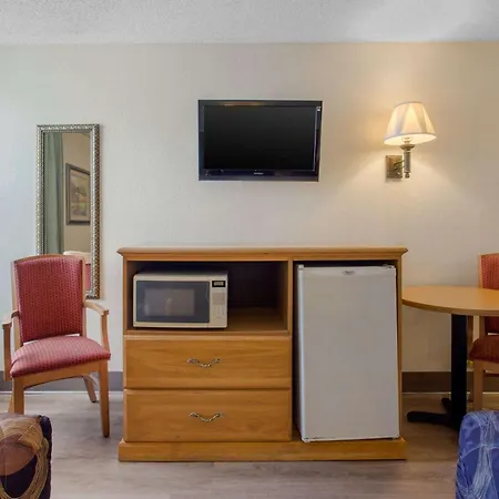 Rodeway Inn Asheville-2