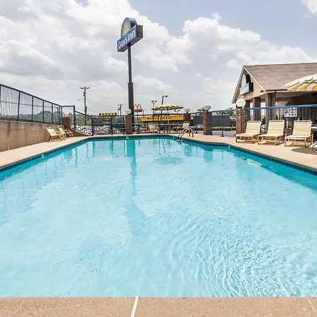 Days Inn By Wyndham Nashville N Opryland/Grand Ole Opry-2