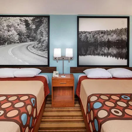 Super 8 By Wyndham Burlington Nc-3