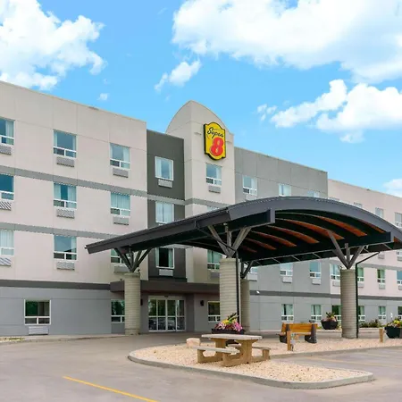 Super 8 By Wyndham Winnipeg East Mb-2
