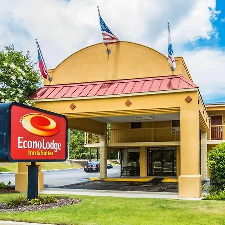 Econo Lodge Inn & Suites Columbus Near Fort Benning-3