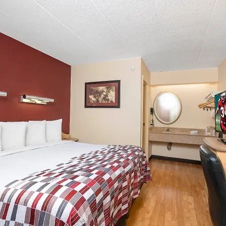 Red Roof Inn Edison-3