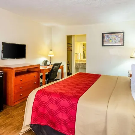 Econo Lodge Martinsville-2