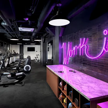 Axiom Hotel-2