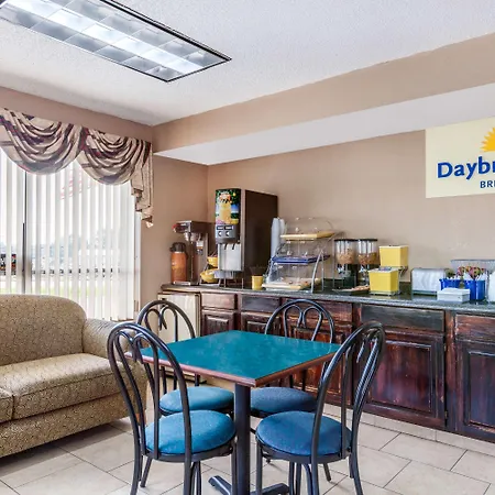Days Inn By Wyndham Jacksonville-3