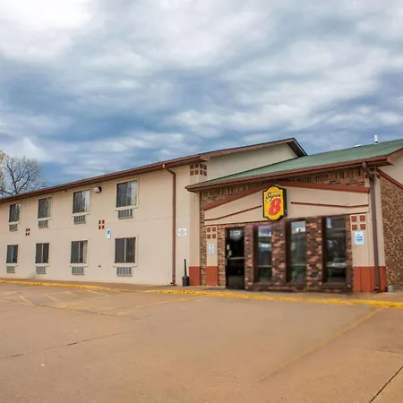 Super 8 By Wyndham Mountain Home-2