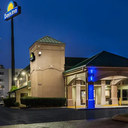 Days Inn By Wyndham Clarksville North Exit 4-3