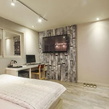 Cube Hotel-2