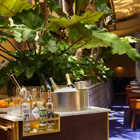 Mayfair House Hotel & Garden-2
