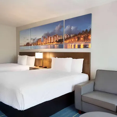 Days Inn & Suites By Wyndham Anaheim At Disneyland Park-2