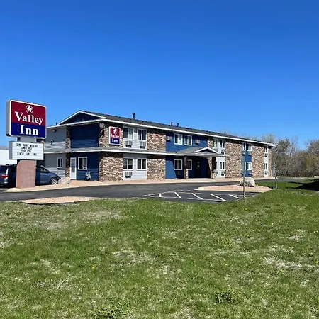 Valley Inn Shakopee-3