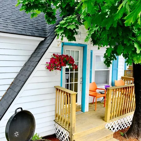 The Landings Inn And Cottages At Old Orchard Beach-3
