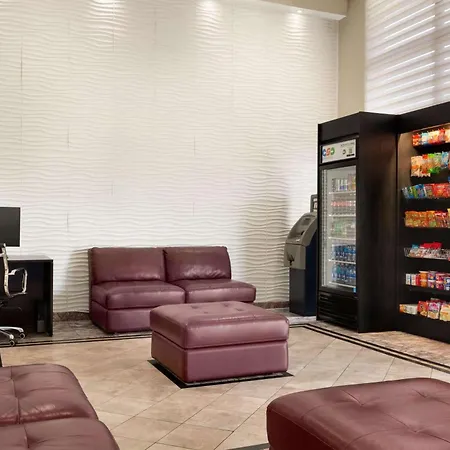 Days Inn & Suites By Wyndham Anaheim At Disneyland Park-3