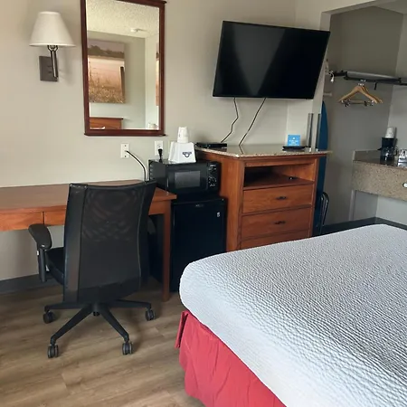Days Inn By Wyndham Turlock-2