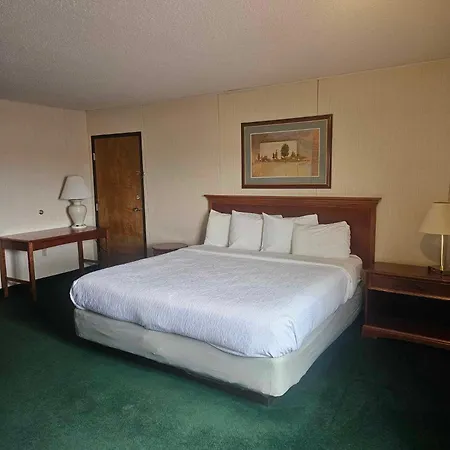 Beartooth Inn-2