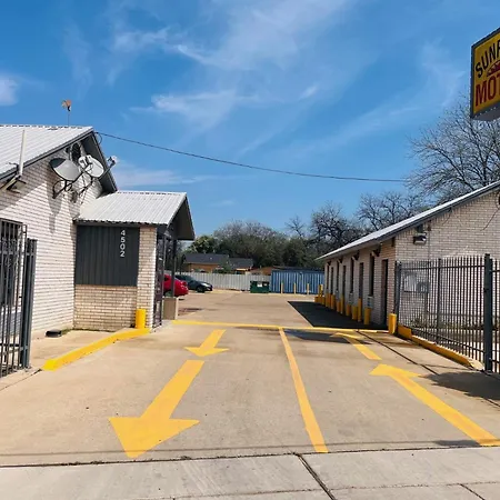 Sunrise Motel San Antonio-3