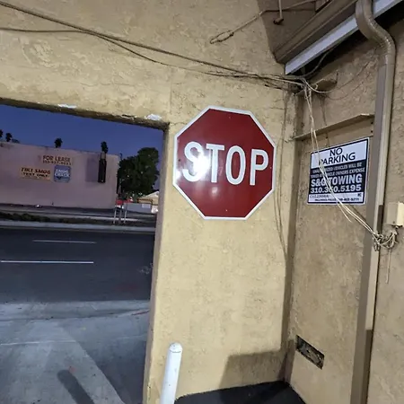 Airport Motel - Inglewood-3