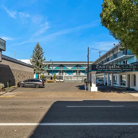 Eastside Lodge-3