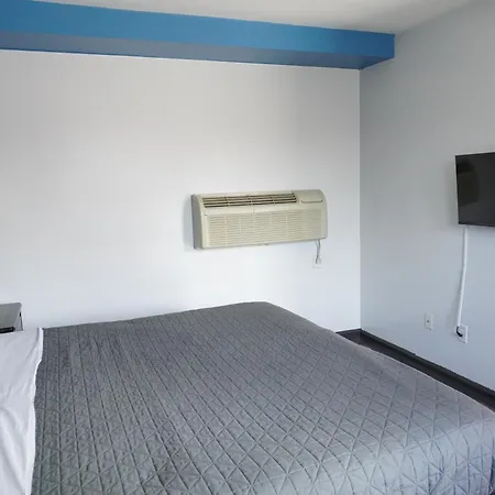 Crestwood Motel-3