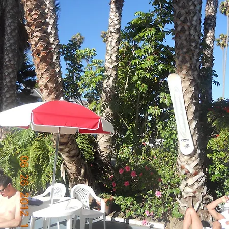 Tradewinds Airport Hotel-3