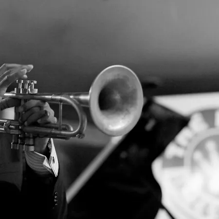 The Rex Hotel Jazz & Blues Bar-3