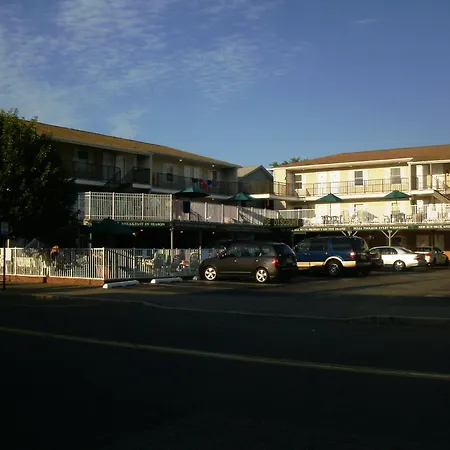 Sunrise Motel-2