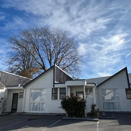 Diplomat Motel-3