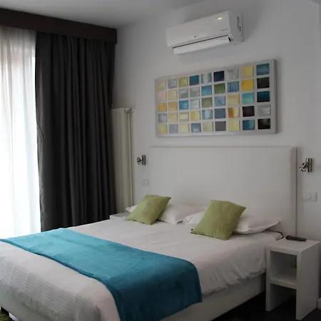 Living Aparthotel-2