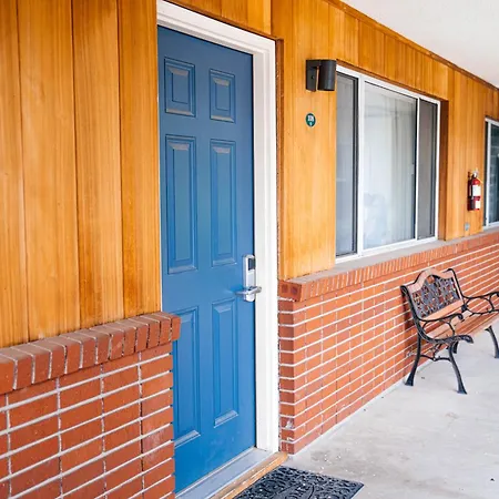 Salida Inn & Monarch Suites-2