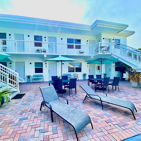 Southwinds Inn By The Gold Nests-3