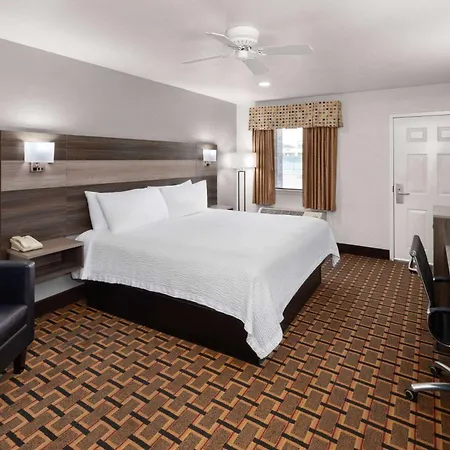 Ramada Limited San Angelo-2